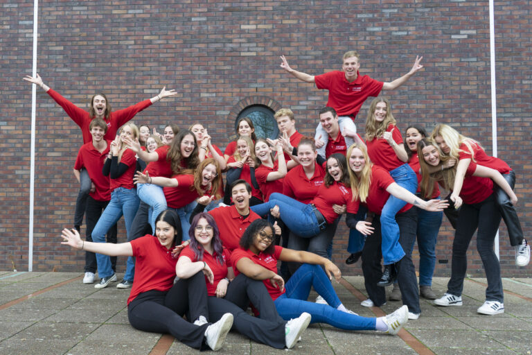 Groep studenten entertainment en events Heerenveen